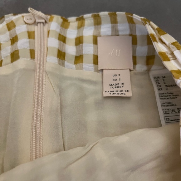 H&M Women's Size 2 White Gingham Tiered Draped Flounce Mini Skirt - Picture 4 of 4